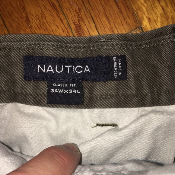 Men’s Size 34x34 Nautica Chinos - Picture 4 of 4